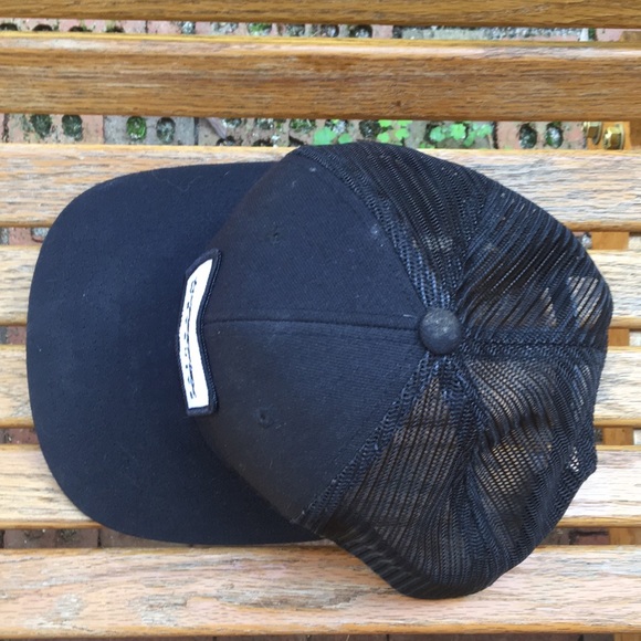 Hyperflex wetsuits SnapBack hat flat brim black mesh back cap - Picture 3 of 9